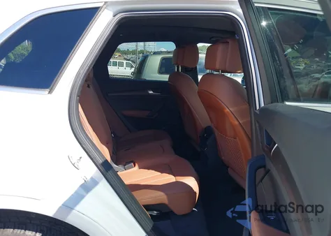 2023 Audi Q5 Premium Plus 40 Tfsi Quattro S Tronic z USA, uszkodzony, nr VIN WA1BBAFY9P2174616